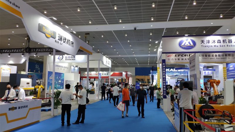目前市场上的广告设计软件种类繁多，大致可以分为以下几类：