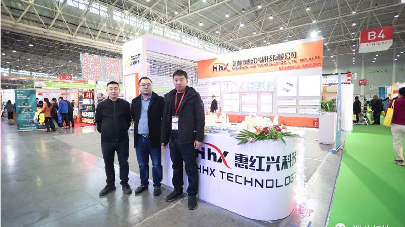 广告制作设备型号解析：揭秘高效展览背后的技术支撑